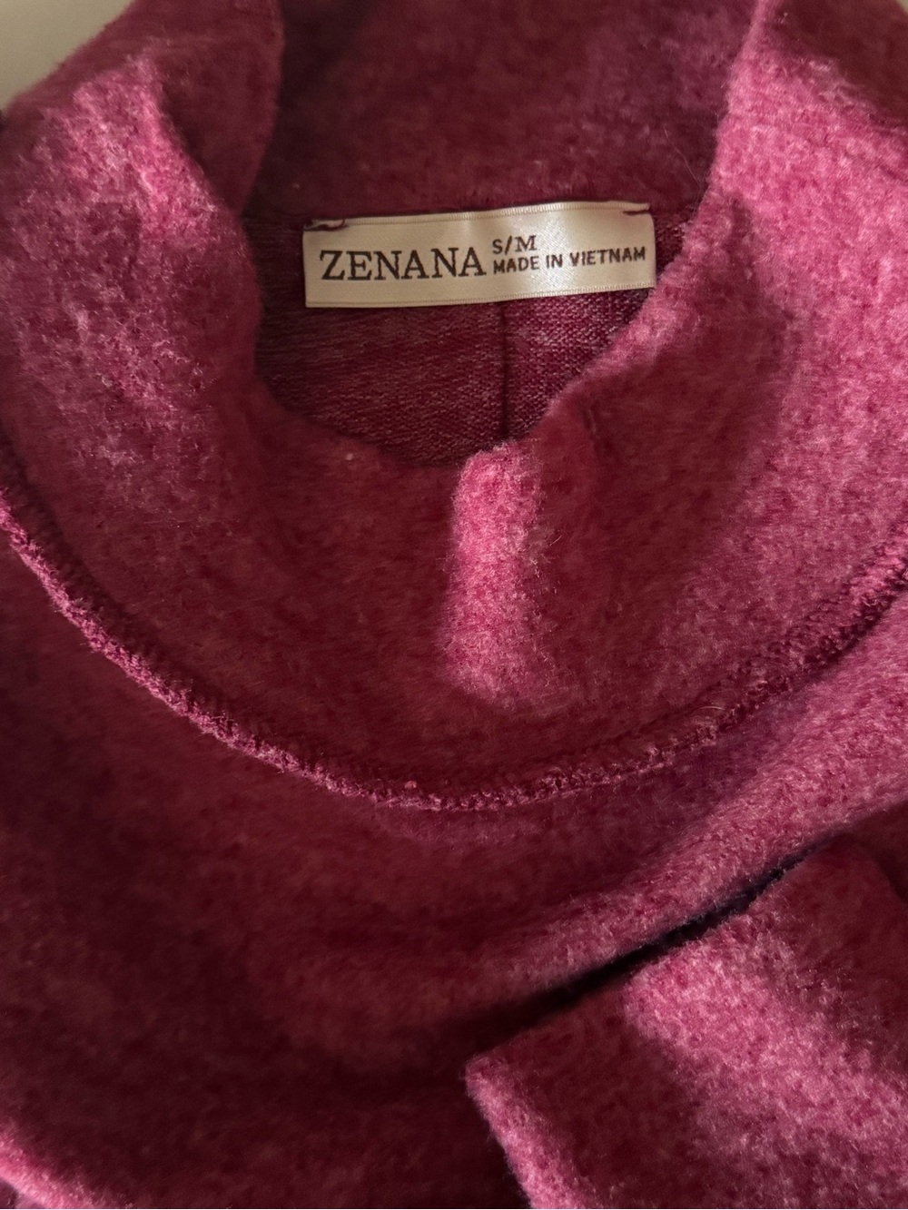 New Zenana Outfitters Women's Raspberry Turtleneck Sweater